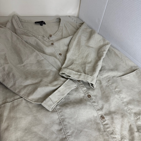 Laura Plus 100% Linen Lagenlook Button Down Tunic Top in Neutral Size 20 - Picture 10 of 15